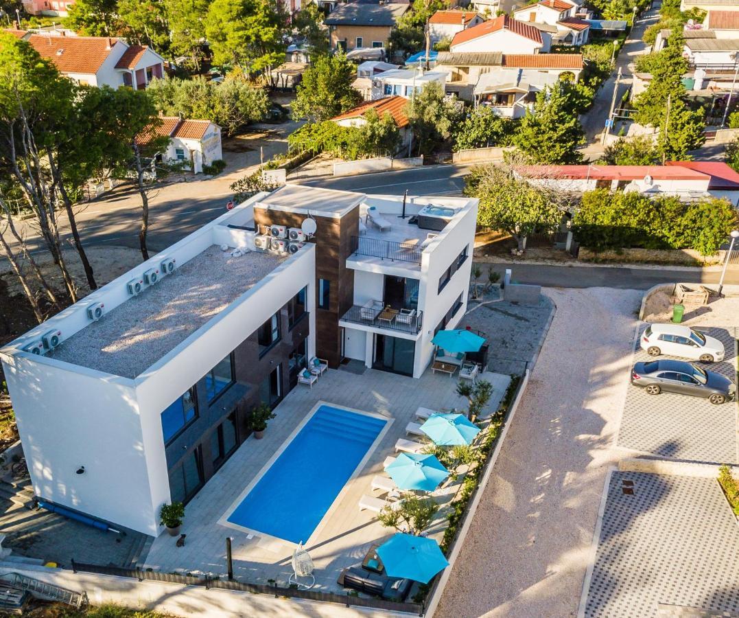 Апартаменты Olive Tree Mansion Вир Экстерьер фото